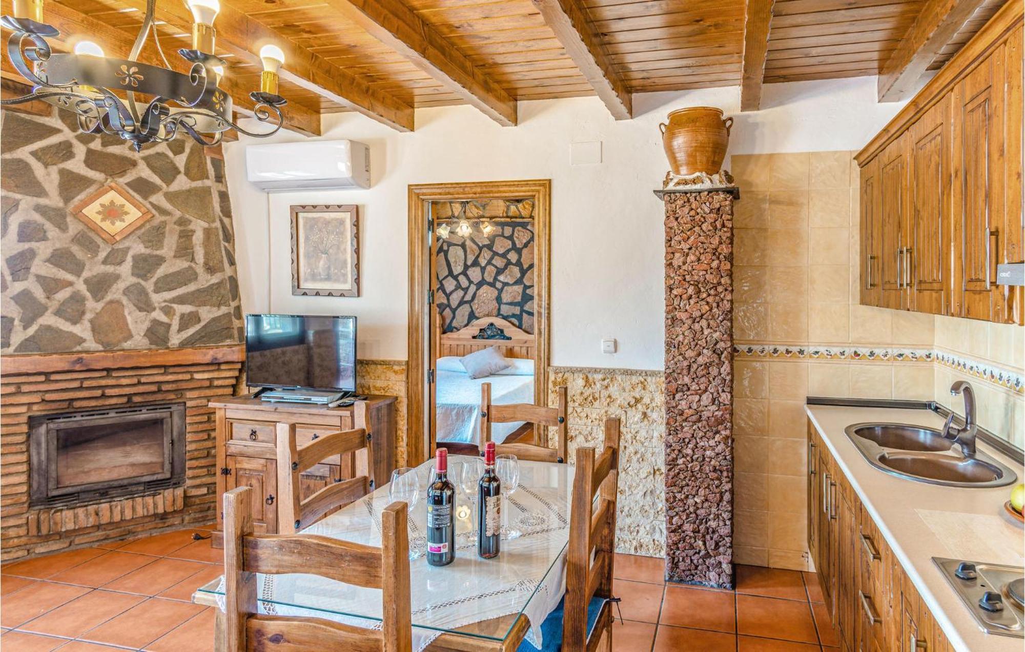1 Bedroom Lovely Home In Mecina Bombarón Extérieur photo